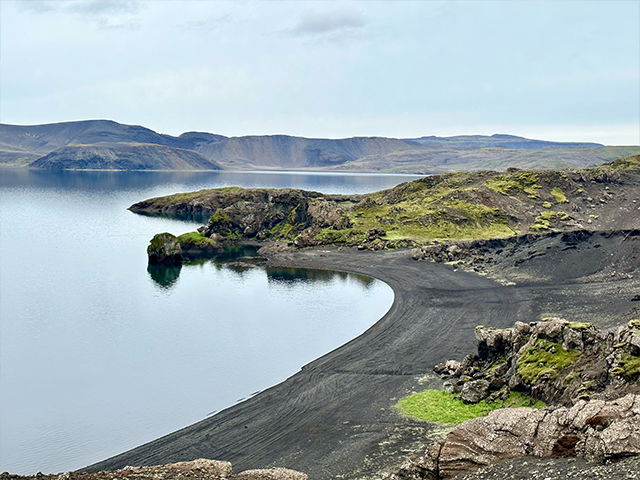 12-LakeKleifarvatn